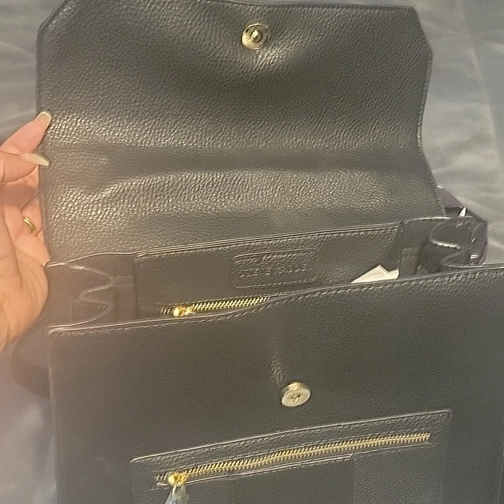 Purse - Picture 3 of 4